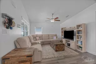 6292 Cardinal Cove Ln, Pensacola, FL 32504 - Photo 14