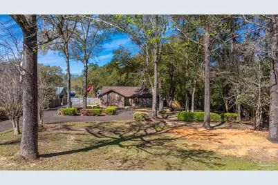 5029 N Forest Creek Dr, Pace, FL 32571 - Photo 4