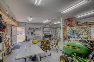 2176 Calle De Cantabria, Navarre, FL 32566 - Photo 38