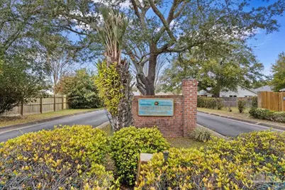 1710 Ivalea Cir, Navarre, FL 32566 - Photo 4