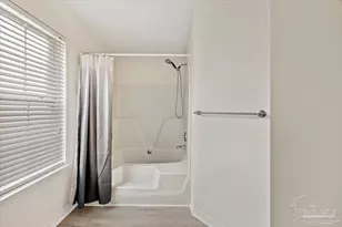 1710 Ivalea Cir, Navarre, FL 32566 - Photo 14