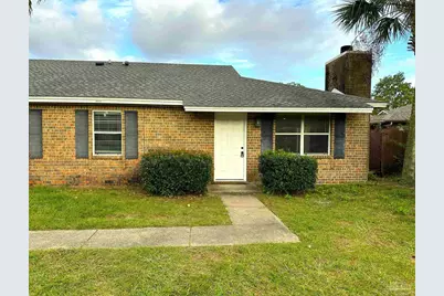 676 S 72nd Ave #B, Pensacola, FL 32506 - Photo 2