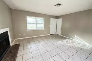 676 S 72nd Ave, Pensacola, FL 32506 - Photo 4