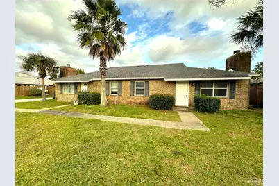 676 S 72nd Ave #B, Pensacola, FL 32506 - Photo 1