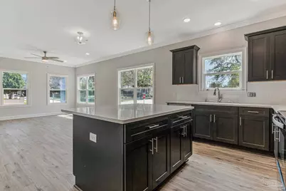 1301 Dr Martin Luther King Jr Dr, Pensacola, FL 32503 - Photo 12