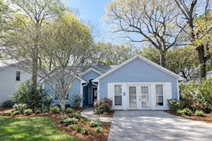 2105 Tucson Ave, Pensacola, FL 32526 - Photo 2