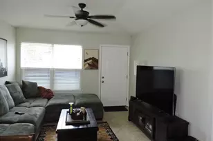 3060 Flintlock Dr, Pensacola, FL 32526 - Photo 4