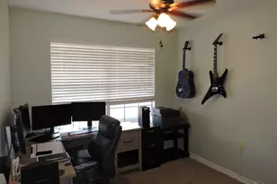 3060 Flintlock Dr, Pensacola, FL 32526 - Photo 14