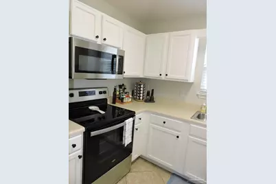 3060 Flintlock Dr, Pensacola, FL 32526 - Photo 8