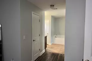 1644 Twin Pines Cir, Cantonment, FL 32533 - Photo 8