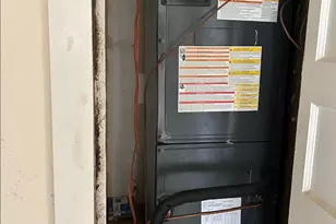 115 N I St, Pensacola, FL 32501 - Photo 8