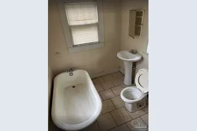 115 N I St, Pensacola, FL 32501 - Photo 6