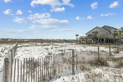 7539 Gulf Blvd, Navarre Beach, FL 32566 - Photo 14