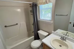 1348 Redwood Ln, Gulf Breeze, FL 32563 - Photo 22