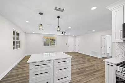 3200 E Avery St, Pensacola, FL 32503 - Photo 12