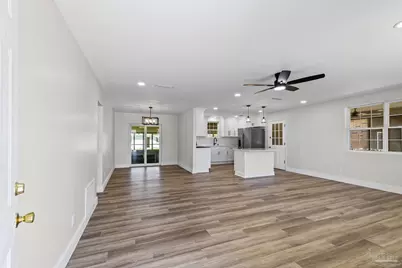 3200 E Avery St, Pensacola, FL 32503 - Photo 10