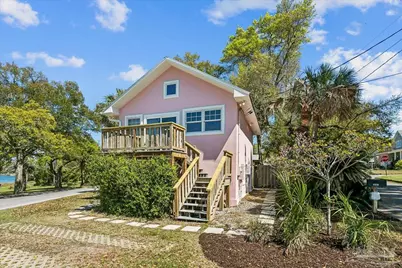 902 Bayou Blvd, Pensacola, FL 32503 - Photo 2
