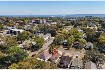 1028 E Lloyd St, Pensacola, FL 32503 - Photo 6