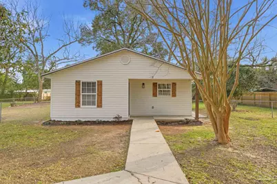 5 Whitehead Dr, Pensacola, FL 32503 - Photo 2