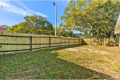 8020 Cayenne Way, Pensacola, FL 32526 - Photo 10