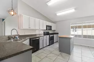 8020 Cayenne Way, Pensacola, FL 32526 - Photo 6