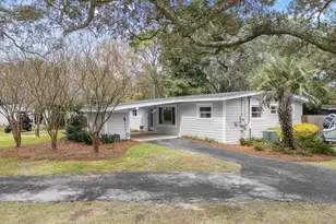 306 Shoreline Dr, Gulf Breeze, FL 32561 - Photo 8