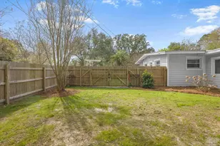 306 Shoreline Dr, Gulf Breeze, FL 32561 - Photo 34