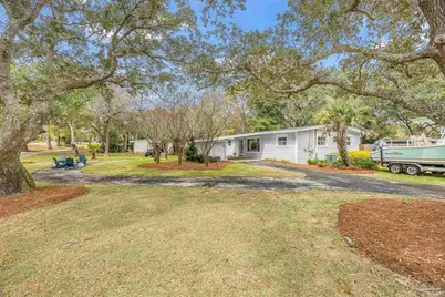 306 Shoreline Dr, Gulf Breeze, FL 32561 - Photo 2