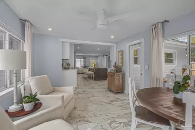306 Shoreline Dr, Gulf Breeze, FL 32561 - Photo 18