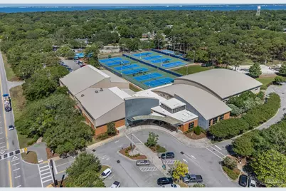 306 Shoreline Dr, Gulf Breeze, FL 32561 - Photo 46