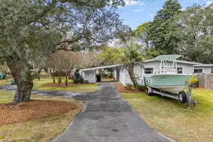 306 Shoreline Dr, Gulf Breeze, FL 32561 - Photo 6