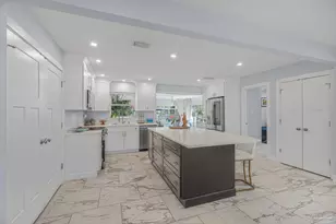 306 Shoreline Dr, Gulf Breeze, FL 32561 - Photo 14