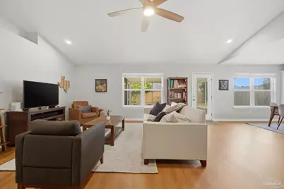1222 Bartram Ln, Pensacola, FL 32507 - Photo 10