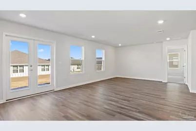 2067 Wiregrass St, Navarre, FL 32566 - Photo 10