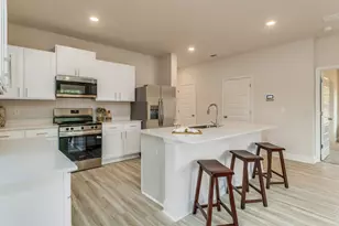 8752 Philippi St, Milton, FL 32583 - Photo 6