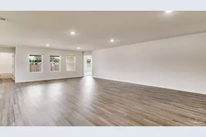 8701 Bluebell St, Milton, FL 32583 - Photo 12