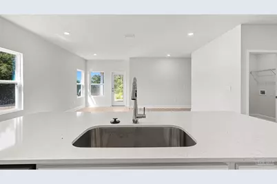 8695 Philippi St, Milton, FL 32583 - Photo 4