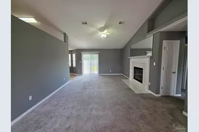 6024 Yellow Rose Dr, Pensacola, FL 32526 - Photo 2