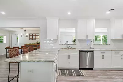 164 Bryn Mawr Blvd, Mary Esther, FL 32569 - Photo 6