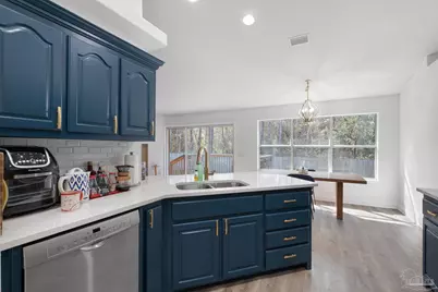 6673 Redfield St, Navarre, FL 32566 - Photo 16