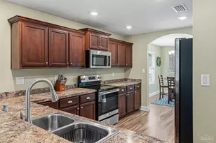 2143 Waltham St, Pensacola, FL 32505 - Photo 12