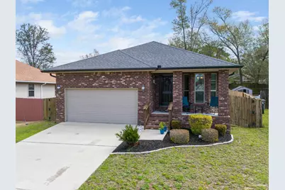 2143 Waltham St, Pensacola, FL 32505 - Photo 2