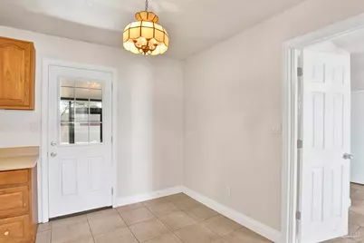 4350 Pine Villa Cir, Pace, FL 32571 - Photo 8