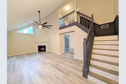 7690 Old Hickory Dr, Pensacola, FL 32507 - Photo 2