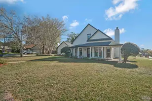 2820 Semoran Ct, Pensacola, FL 32503 - Photo 2