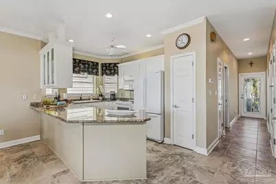 1070 Ft Pickens Rd, Pensacola Beach, FL 32561 - Photo 16
