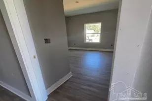 1209 Gordon Ave, Pensacola, FL 32507 - Photo 8