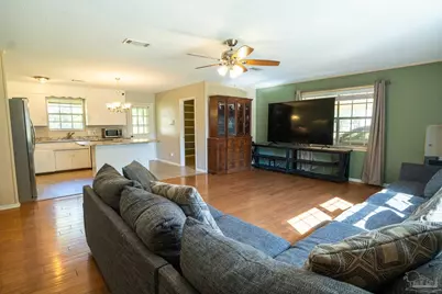 2301 Bobwhite Ln, Pensacola, FL 32534 - Photo 2