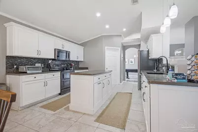 676 Buoy Dr, Pensacola, FL 32507 - Photo 12