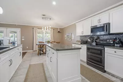 676 Buoy Dr, Pensacola, FL 32507 - Photo 10